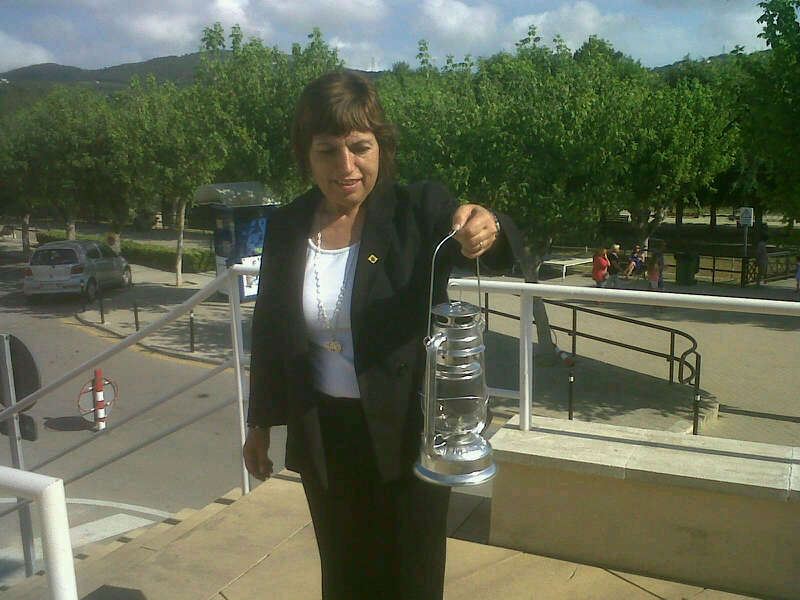 La Flama del Canigó arriba a Canyelles